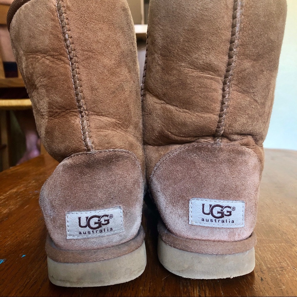 Pre-loved Ugg boots - Picture 2 of 4